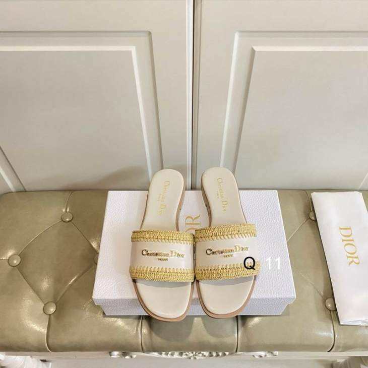 Picture of Dior Slippers _SKUDiorsz35-40SY08072951